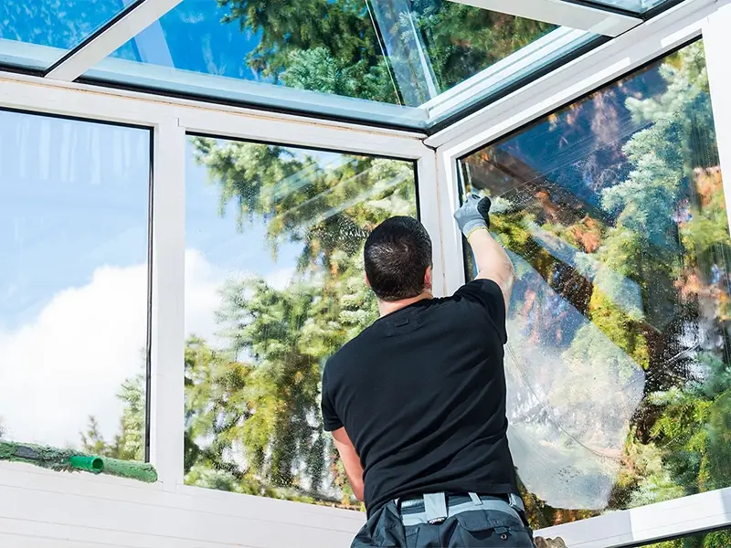 Glas- & Fensterreinigung